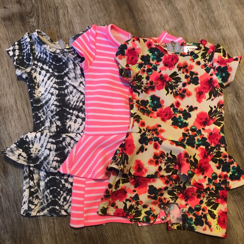 dot dot smile rompers!